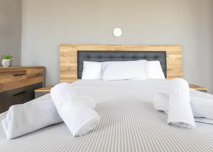 Outdoor Paradise Apartment